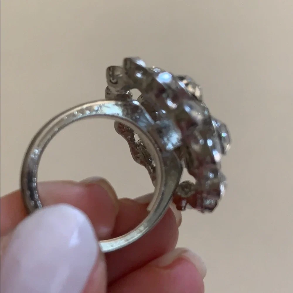 Silver Faux Diamond Circular Sunburst Ring Size 6